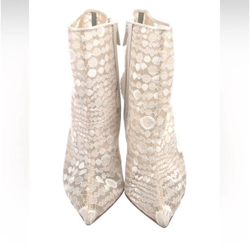 100% AUTHENTIC NEW WOMEN
LOUBOUTIN GIPSY BOOTIE 100 WHITE
BOOTS/BOOTY US 8 - Picture 3 of 5